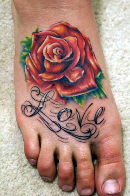 点击大图看下一张：脚背优雅的玫瑰纹身图3