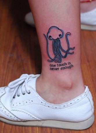 点击大图看下一张：时尚漂亮的脚踝水母纹身图2