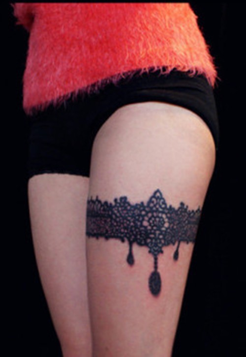 点击大图看下一张:大腿上性感的蕾丝诱惑图4