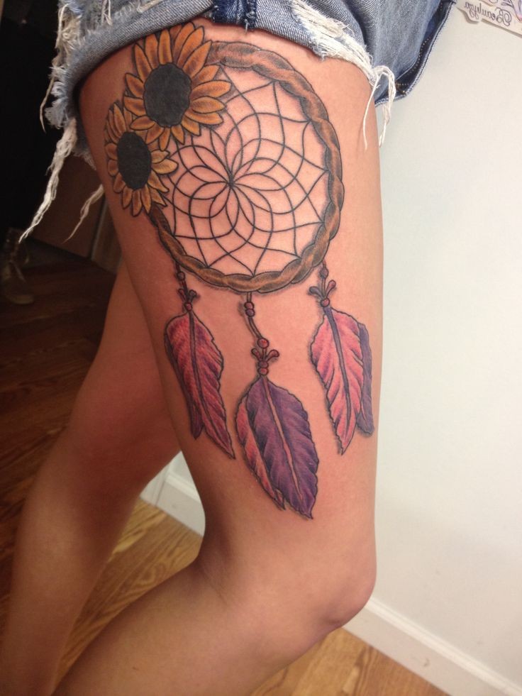 点击大图看下一张：腿部纹身也可以增加魅力指数图2