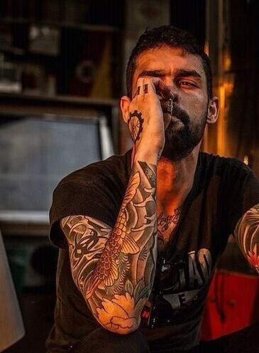 点击大图看下一张:因为爱你 才会在皮肤上留下印记图9