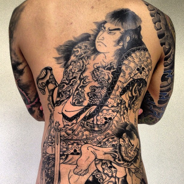 点击大图看下一张：日本 宫藏刺青 （MIYAZO TATTOO）满背纹身作品图4