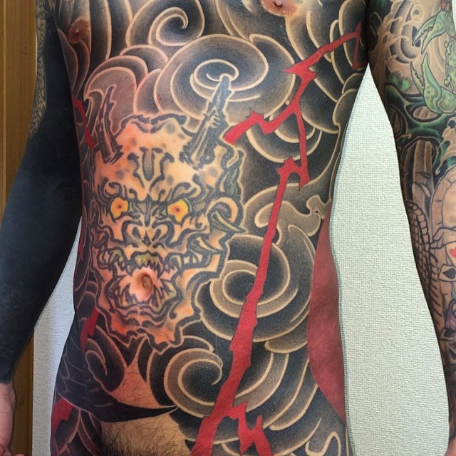 点击大图看下一张：日本 宫藏刺青 （MIYAZO TATTOO）满背纹身作品图13