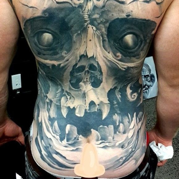 点击大图看下一张：新西兰 Matt Jordan 的满背纹身作品图5