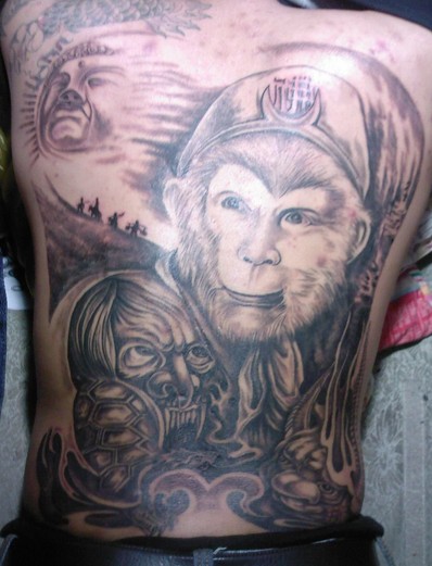 点击大图看下一张:西游人物 满背孙悟空纹身图2