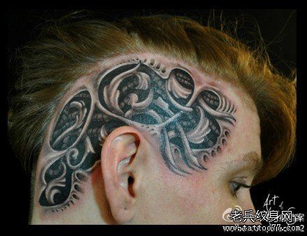 点击大图看下一张：头部时尚经典的欧美撕皮纹身图片