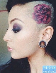 一幅女人头部个性纹身图案
