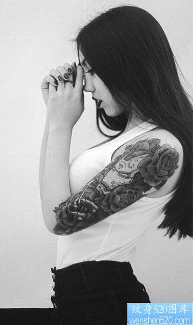 点击大图看下一张：女人手臂个性纹身图片有纹身520图库推荐