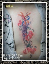 胸前好看精美的花卉蜻蜓纹身图片