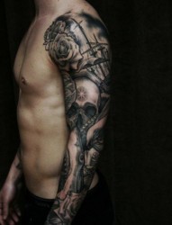 纹身520图库提供一款黑灰欧美花臂纹身图案