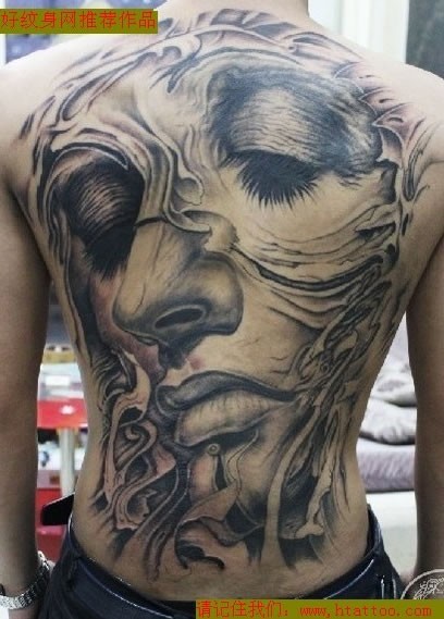 点击大图看下一张：霸气满背黑白renwuxiaoxiang人物肖像图2