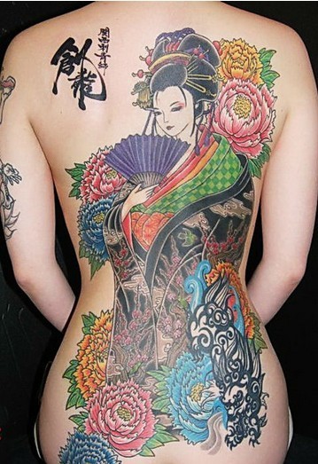 点击大图看下一张：大满背日本艺伎和服ribenyijihefu纹身图案图2