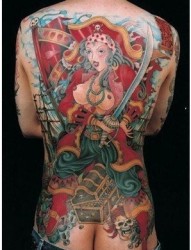 海盗纹身图片：满背美女海盗纹身图片纹身作品