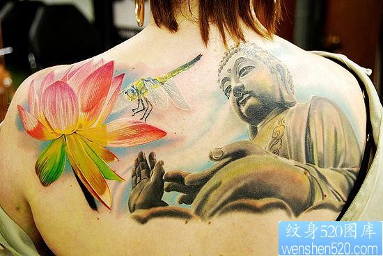 点击大图看下一张:背部彩色莲花蜻蜓佛祖佛像纹身图片纹身作品