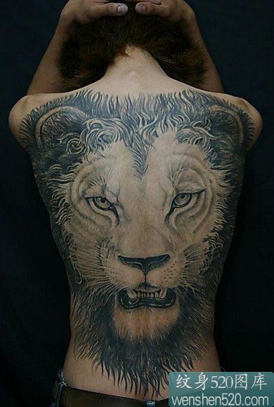 点击大图看下一张：满后背狮王图案纹身