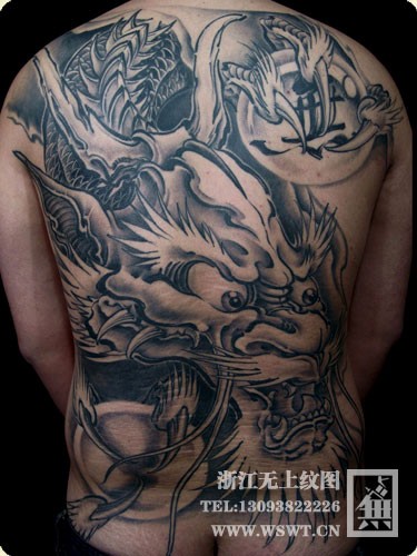 点击大图看下一张:霸气满背纹身-含水墨风图4