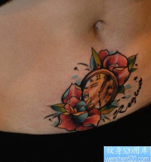 点击大图看下一张：纹身520图库推荐一幅女人腹部彩色花纹身图片