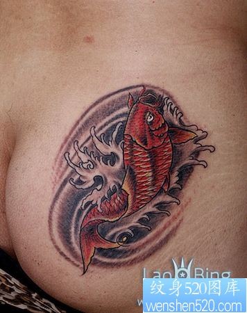 点击大图看下一张：臀部纹身图片：臀部鲤鱼纹身图片纹身作品