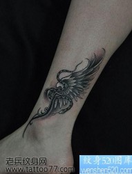 腿部唯美经典的翅膀纹身图片
