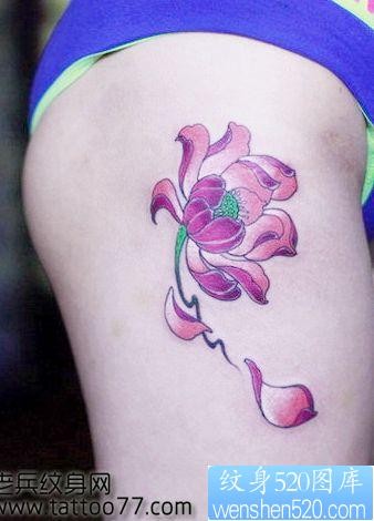 点击大图看下一张:唯美性感的腿部莲花纹身图片