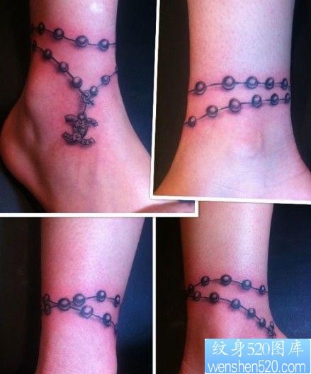 点击大图看下一张:女孩子腿部香奈儿脚链纹身图片