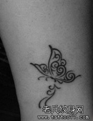 女人比较喜欢的腿部图腾蝴蝶纹身图片
