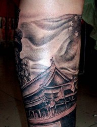 男生腿部经典时尚的一幅欧美彩色沙漏纹身图片