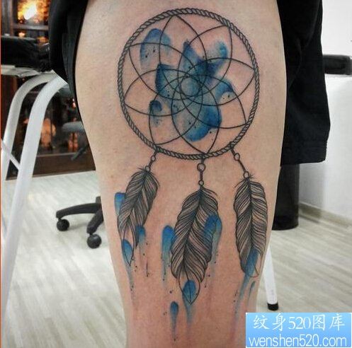 点击大图看下一张：一款女性腿部捕梦网纹身图案