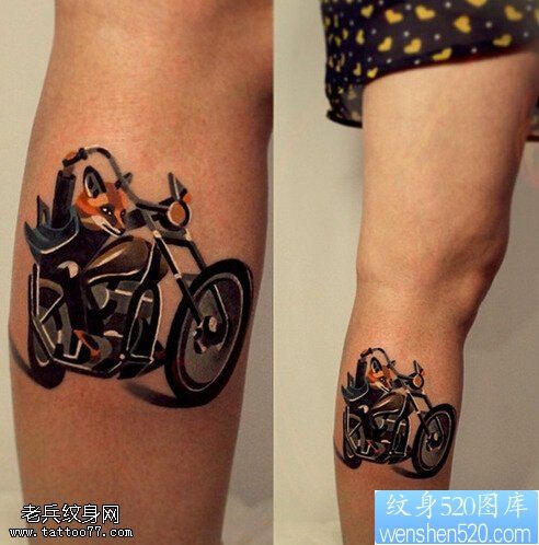 点击大图看下一张：最好的纹身馆推荐一款腿部摩托车纹身图案