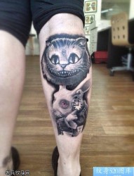 一款腿部兔子猫咪纹身图案