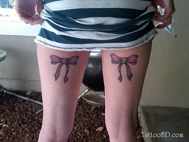 点击大图看下一张：腿部漂亮唯美的蝴蝶结纹身图5