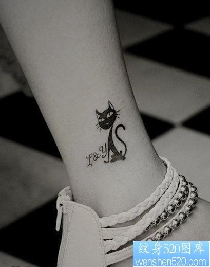 点击大图看下一张：脚踝猫咪纹身图案