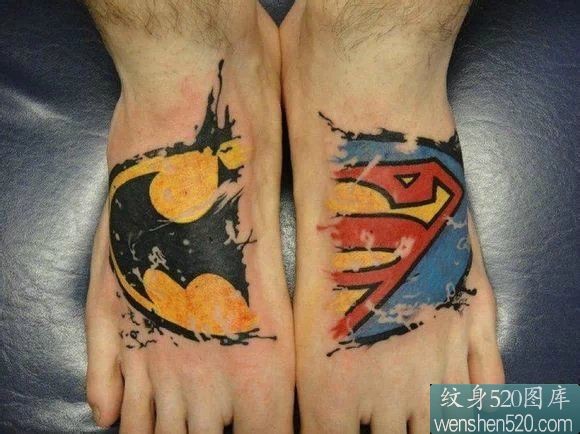 点击大图看下一张:9张美女脚背个性时尚纹身图片图4