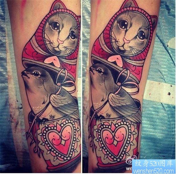 点击大图看下一张：腿部猫咪套娃纹身图案