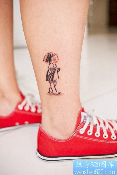 点击大图看下一张：一款脚踝小女孩纹身图案