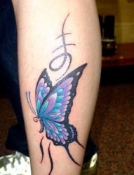 小腿部漂亮的蝴蝶纹身