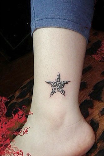 点击大图看下一张：脚踝时尚镂空星星纹身图2