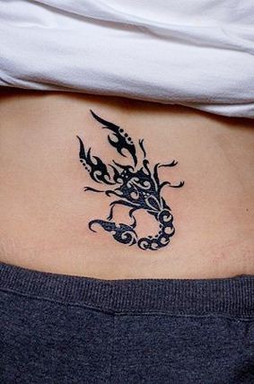 点击大图看下一张：霸气外露的蝎子图腾纹身图案
