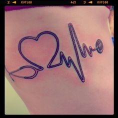 点击大图看下一张：漂亮唯美的心电图纹身图2