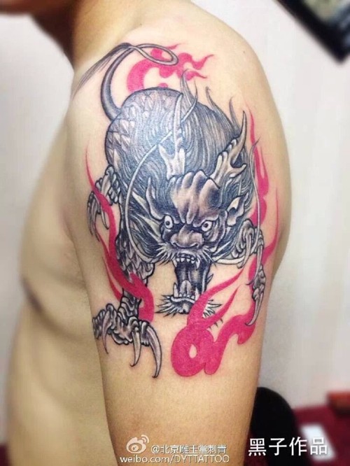 点击大图看下一张：纹身作品欣赏图16