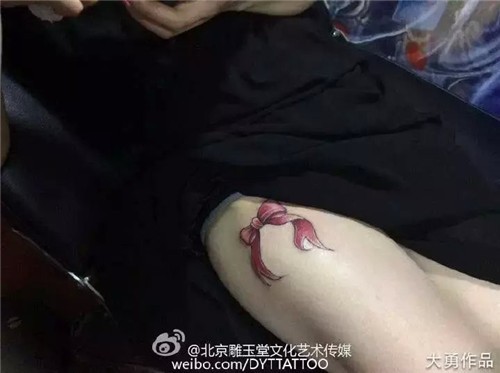 点击大图看下一张：花旦纹身  泼墨纹身   覆盖伤疤纹身   天使纹身图2