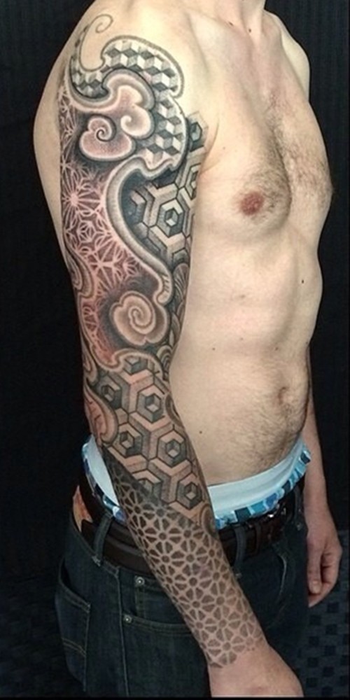 点击大图看下一张：男性另类奇特花臂纹身