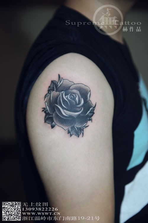 点击大图看下一张：School风格黑灰玫瑰纹身 花臂纹身 无上出品