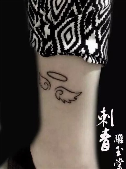 点击大图看下一张：花旦纹身    后背纹身  伤疤遮盖纹身  汉字纹身图2