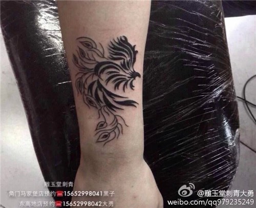 点击大图看下一张：花旦纹身    后背纹身  伤疤遮盖纹身  汉字纹身图3