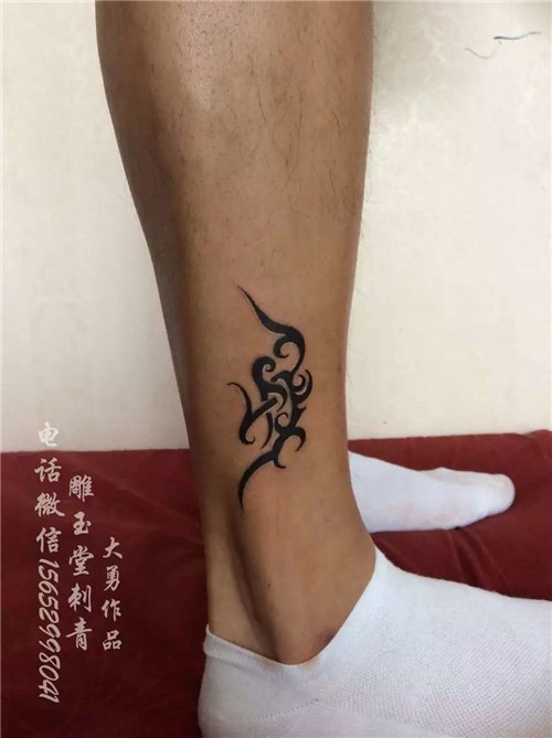 点击大图看下一张：花旦纹身    后背纹身  伤疤遮盖纹身  汉字纹身图4
