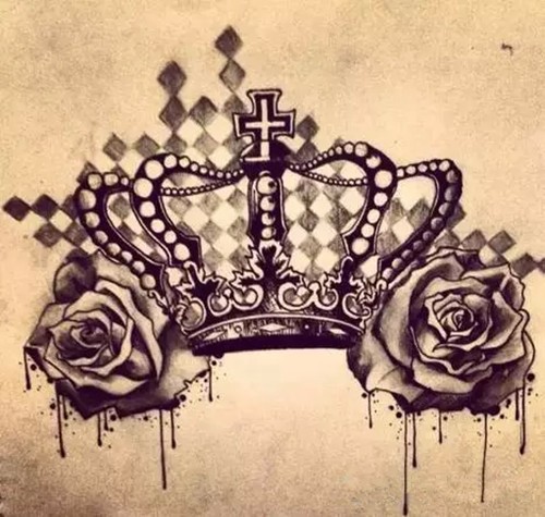 点击大图看下一张：荣耀璀璨的皇冠纹身手稿图2