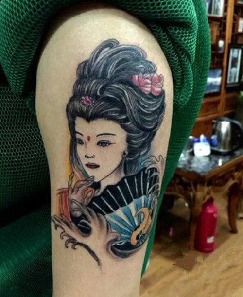点击大图看下一张：手臂  腿部经典日本艺妓纹身图7