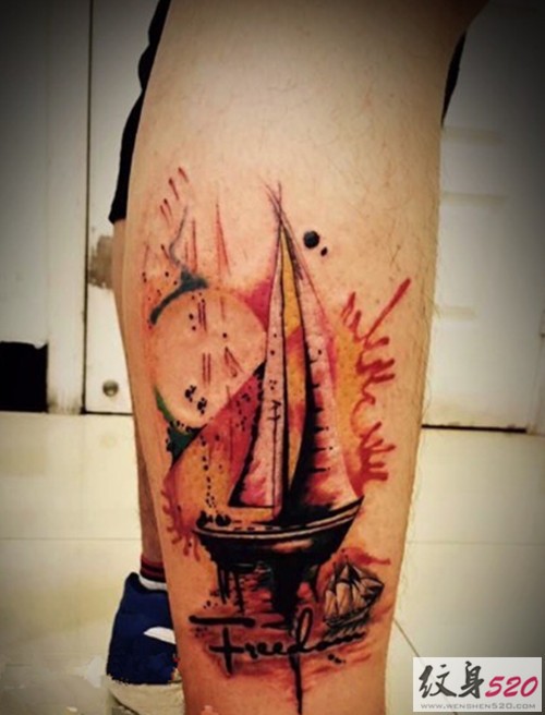 点击大图看下一张：小腿部好看的帆船纹身