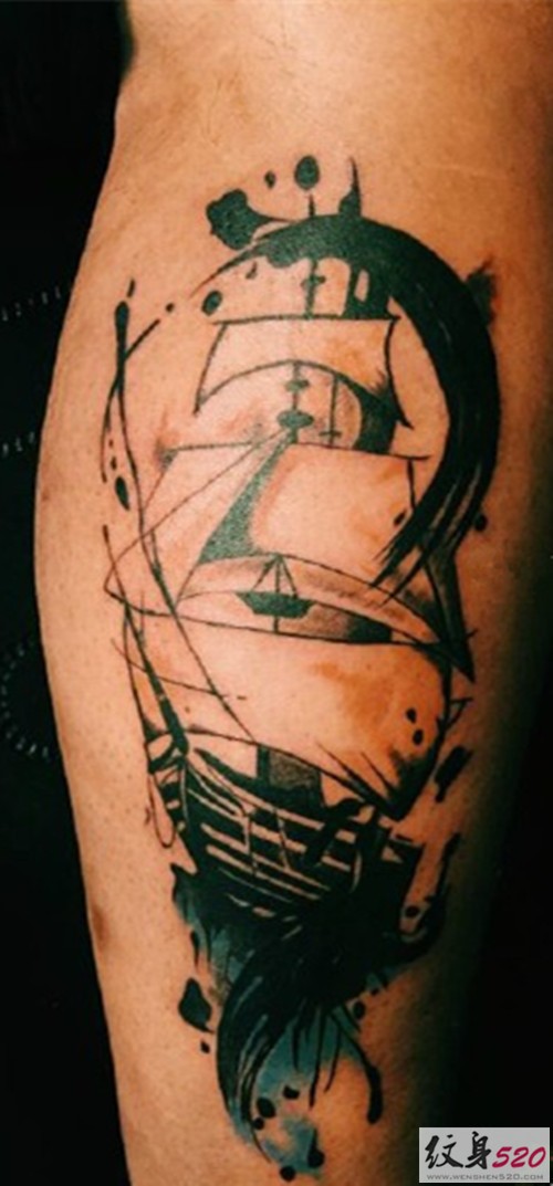 点击大图看下一张：小腿部好看的帆船纹身图5